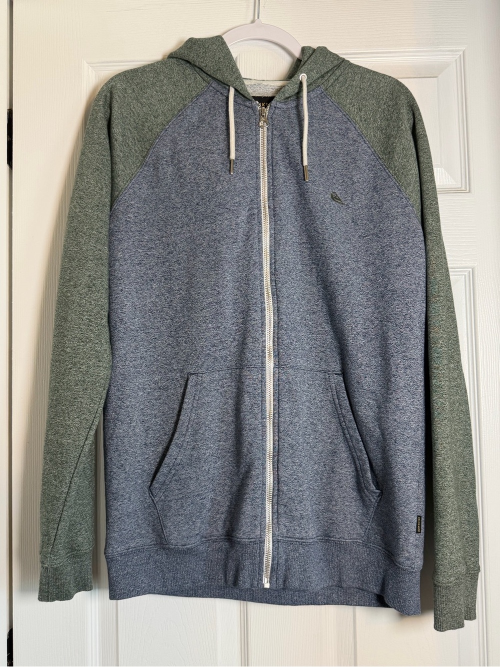 Quiksilver Men’s Colorblock Full Zip Hoodie Size Medium